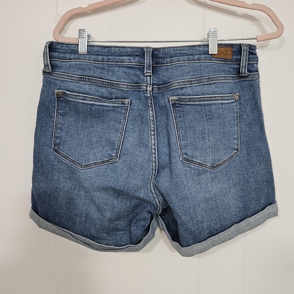Judy Blue Classic Rolled Hem Denim Shorts - Blue - Picture 7 of 8